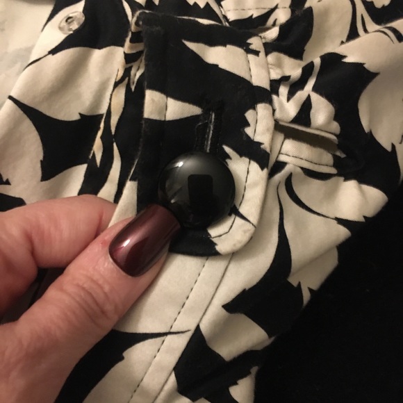 Jacket dress. Black and white print w tie belt - Picture 4 of 6